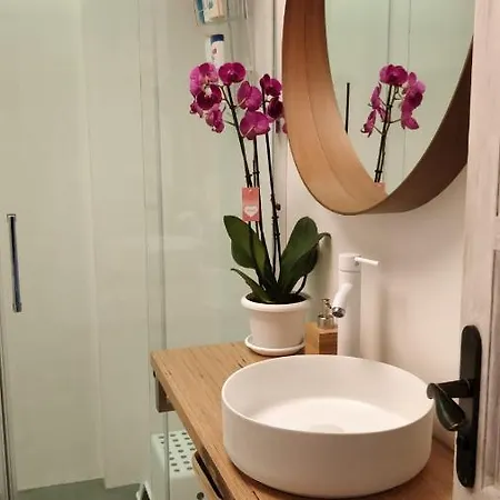 Seafront Golden Mile Americas Hard Rock * Arona (Tenerife)